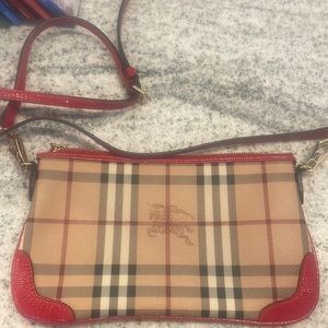 Authentic Burberry small bag crossbody used good shape